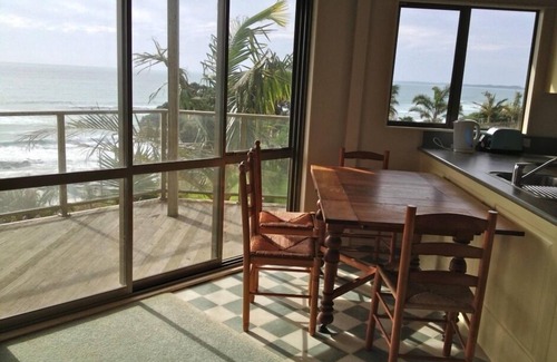 Ahipara House | Ahipara Surf Breaks. Beautiful Views.