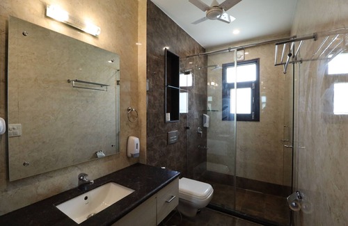 Sushant Lok Hotel | Ahuja Residency City Centre