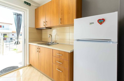 Asprovalta Apartment | Aigli Garden Retreat, Dreamy Escape Near the Beach