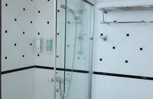 Guangzhou Hotel | Aiqun Hotel Guangzhou - Free shuttle between hotel and Exhibition Center during Canton Fair