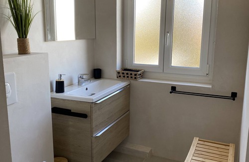 Sainte-Croix-en-Plaine Apartment | Air-conditioned APARTMENT 70 m2, near COLMAR