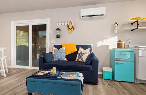Keaau Apartment | AirCon, Modern STUDIO in fabulous Kaloli Point, next to Trailhead to Shipman Bch