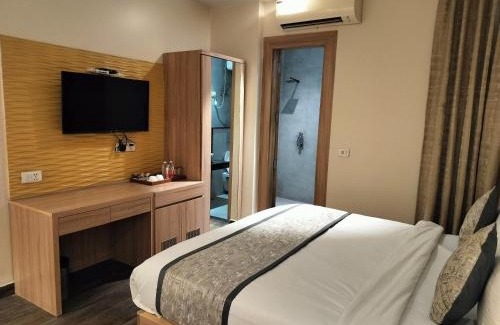 Mahipalpur Extension Hotel | Airport Hotel Lotus Villa 10 minutes Delhi Aerocity Metro