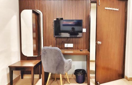 Mahipalpur House | Airport Hotel The Terminal