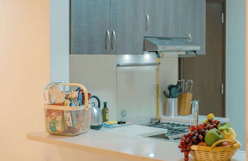 Jumeirah Village Circle Apartment | Airstay | 1BR Spacious Balcony |Next to FIVE Hotel