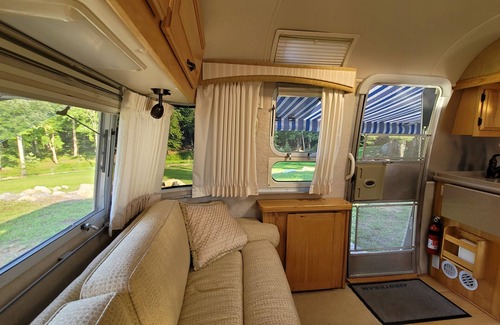 Stevenson House | Airstream Retreat on The Farm
