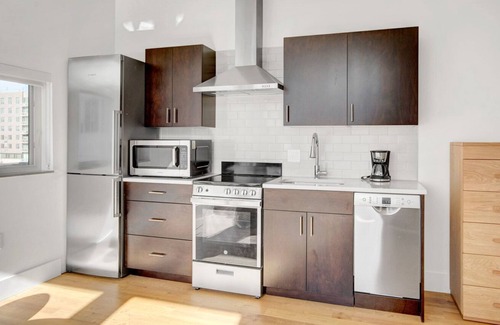 Cherry Creek Apartment | Airy Cherry Creek Studio w/ Lounge, W/D near 2nd Ave shops, by Blueground
