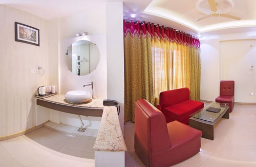 Mysore Hotel | Aishwarya Residency