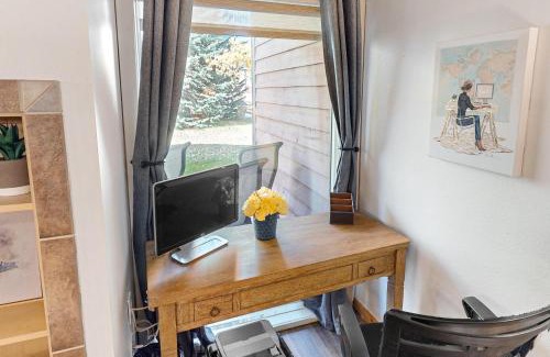 Historic District House | AJs Outpost - Ski-In Condo - Fireplace & Hot Tub