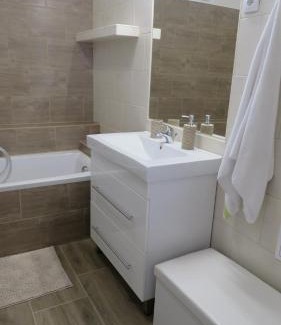 Mako Apartment | Akácfa Vendégház