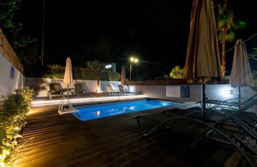 Ixia Apartment | Akalli Luxury Studios