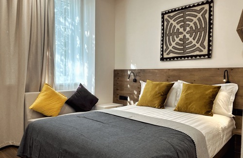 Bishkek Hotel | Akjola Hotel (Акжола отель)