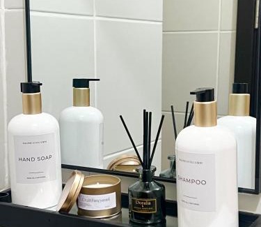 Ugong Apartment | Akkomo Staycation