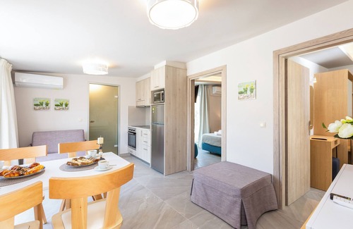 Bali Apartment | Akrogiali Apartments by Checkin