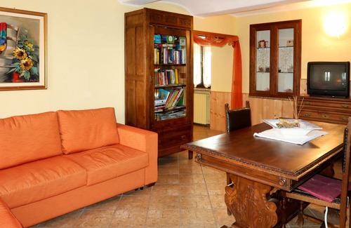 Camerano Casasco Apartment | Al Mobile Antico Camerano