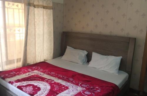 Dhirkot Hotel | Al Sadiq Guest House