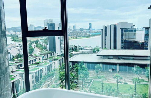 Ha Long Apartment | Alacarte Ha Long by Panda