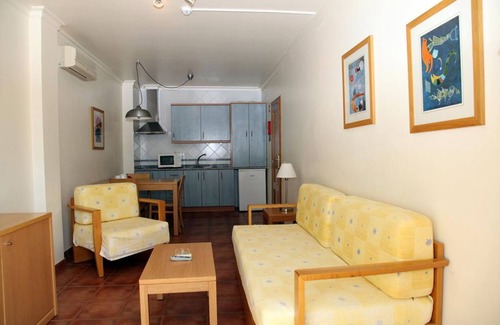 Altura Hotel | Alagoa Azul Apartments