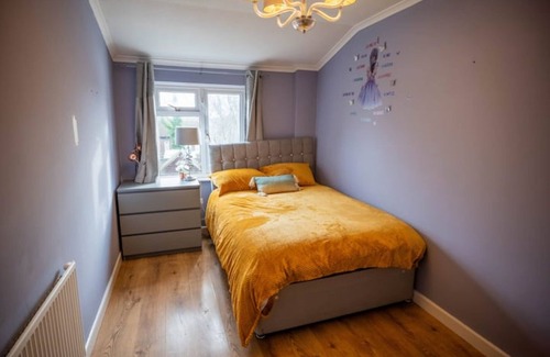 Basildon House | Alaya Home