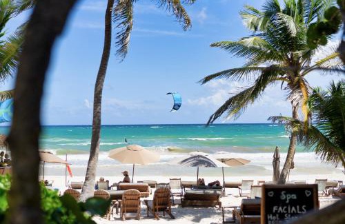 Zona Hotelera Hotel | Alaya Tulum by Ahau Collection