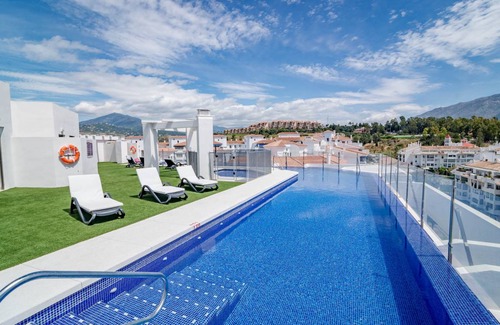 Nueva Andalucia Apartment | ALB205 - 3 bedroom Apartment in Nueva Andalucia