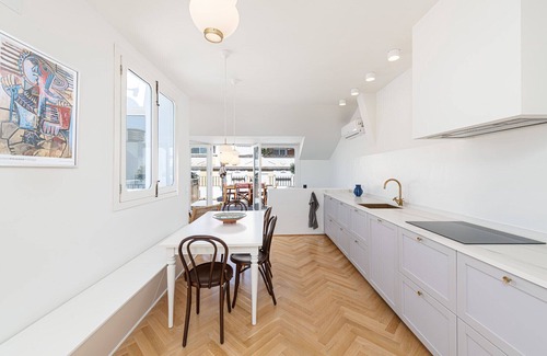 Centro Apartment | Alba - Holiday Penthouse in Malaga City