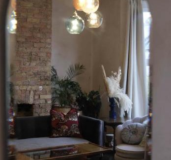 Harlesden Apartment | Alba's Den - A creative sanctuary in NW10 London