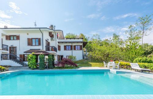 Alba Apartment | Alba View Apartment with Pool