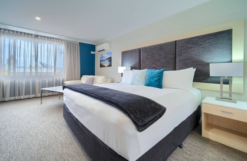 Albany Hotel | Albany Motel & Apartments