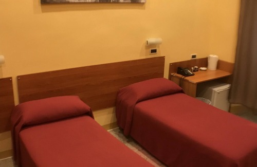 Pre Hotel | Albergo Parigi