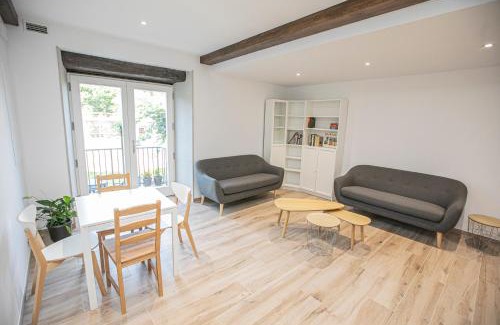 Lavacolla Hostel | Albergue A Fabrica