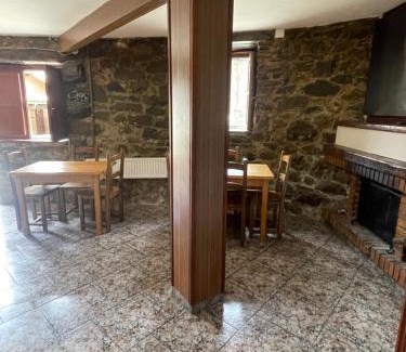 Aciera Hostel | Albergue de Aciera