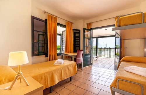 Punta Umbria Hostel | Albergue Inturjoven Punta Umbria - Hostel