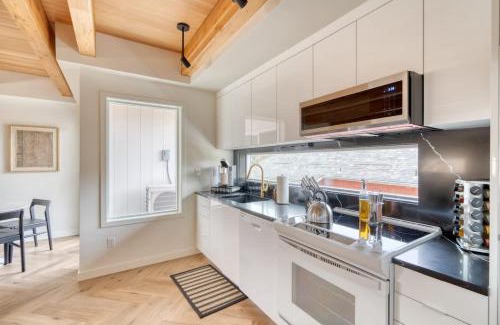 Alberta Arts District House | Alberta Arts District Hideaway- Stylish Townhome