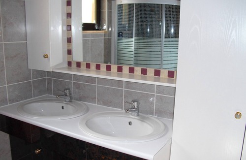 Vale de Santa Maria House | ALBUFEIRA: LITTLE HOUSE IN THE PROPERTY WITH POOL, BARBECUE, GARDEN SHOW