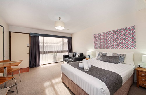 Albury Hotel | Albury Winsor Park Motor Inn