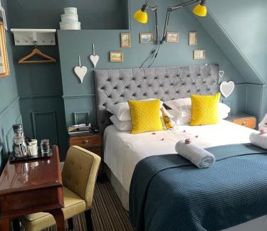 Bruntsfield House | Albyn Townhouse