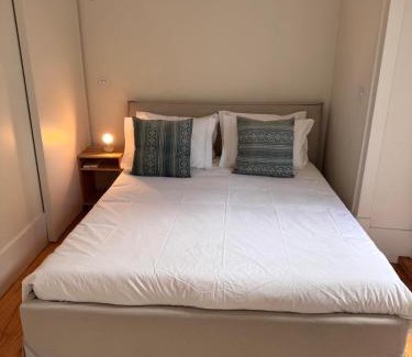 Santo Amaro Apartment | Alcântara Urban Retreat
