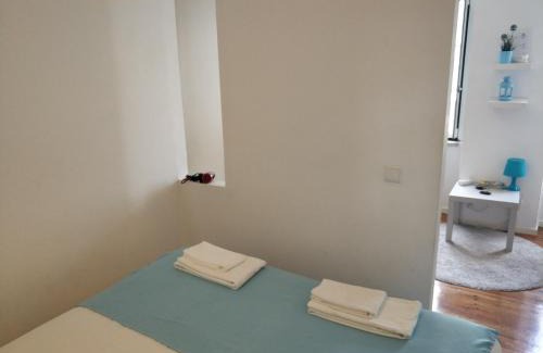 Santo Amaro Apartment | Alcantara Quiet & Calm in Lisbon