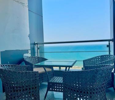 Ar-Raml 1 Apartment | ALEX HOMES - Gleem Luxury Apartments with Direct Sea View