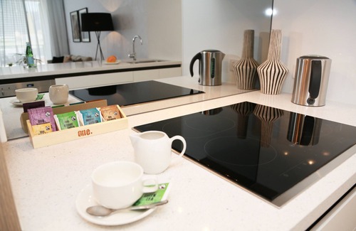 Fortitude Valley Apartment | Alex Perry Hotel & Apartments