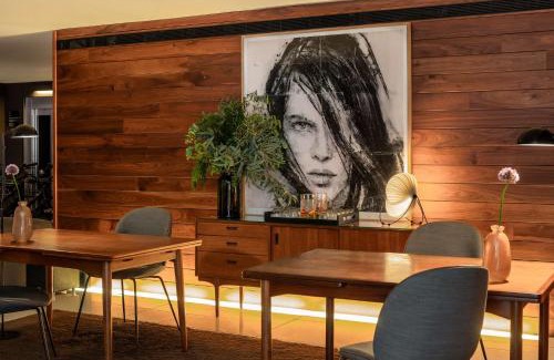 Eixample Hotel | Alexandra Barcelona Hotel, Curio Collection by Hilton