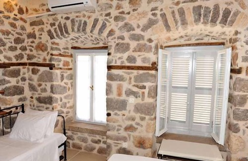 Hydra Hotel | Alexandra Guesthouse