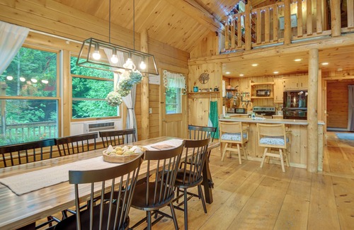 Alexandria Cabin | Alexandria Cabin w/Patio, Grill & Deck
