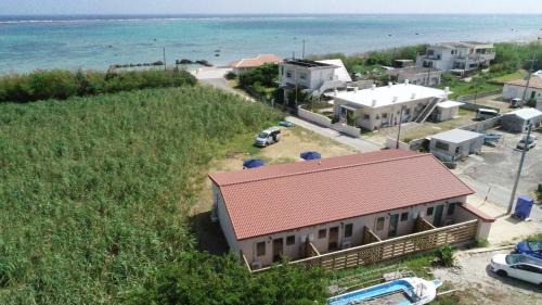 Shiraho Hotel | Alezed Villa Shiraho