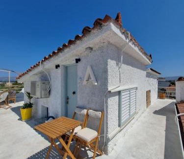 Vrahati House | Alfa Loft (by Lemon Tree Houses)