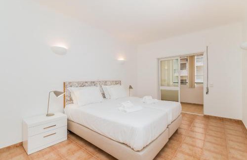 Albardeira Apartment | Algarve Golden Properties: Casa da Galé