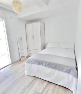 Alhaurin de la Torre House | Alhattic Rooms