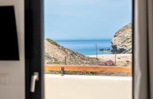 Andros House | Alia Andros