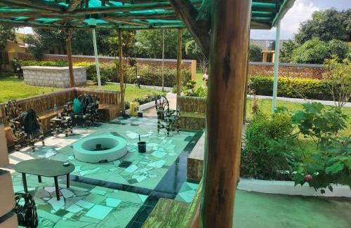 Entebbe Villa | Alice Gardens and Campsite